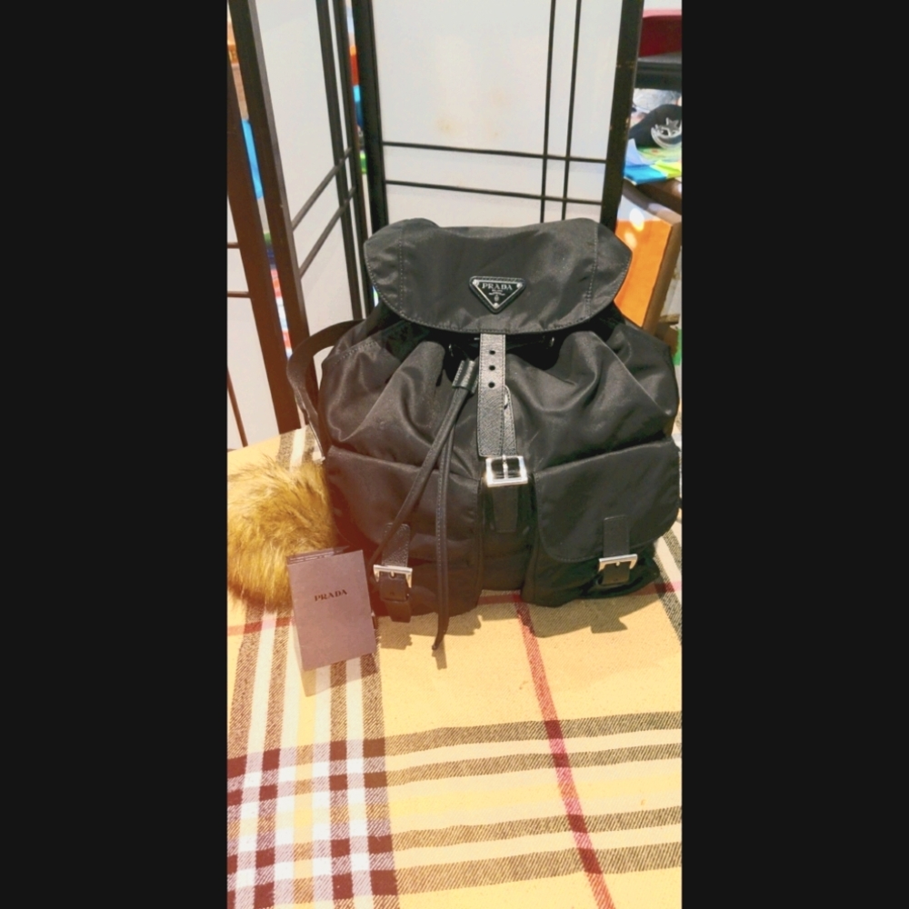 PRADA BACKPACK - Picture 4 of 4
